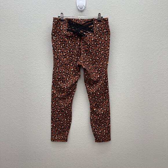 Fabletics Kessler High Waist Strappy Animal Print 7/8 Leggings Womens Large NEW - Picture 6 of 9